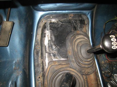 1976 Ford F-250 - Trans hump.