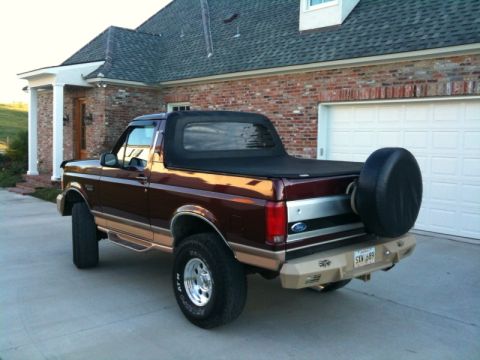 1996 Ford Bronco photo
