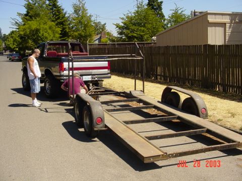 1987 Ford Bronco - Went and borrowed a trailer