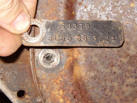 1993 Ford Bronco - Original Rear Axle Tag (replaced in 2014 with one from another '93 Bronco) S837B 3L55 8 8 3F24 [url=http://www.supermotors.net/registry/med…