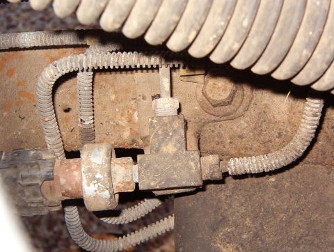 1993 Ford Bronco - As of the upload date, this SCDS hadn't been recalled because it's located where a fire isn't likely. And this one shows no sign of leaking…