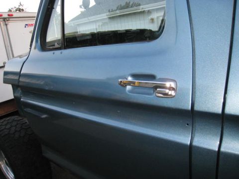 1976 Ford F-250 - Door handles.