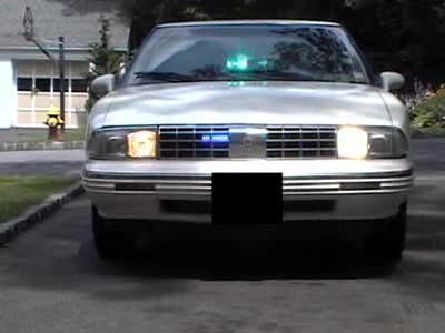 1999 Ford Crown Victoria - Front Lights in Action