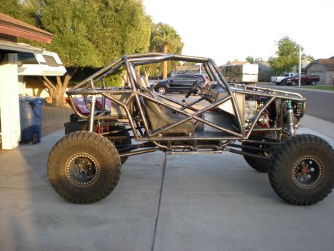 2009 Suzuki Samurai - This custom-built buggy does not resemble a 2009 Suzuki Samurai.