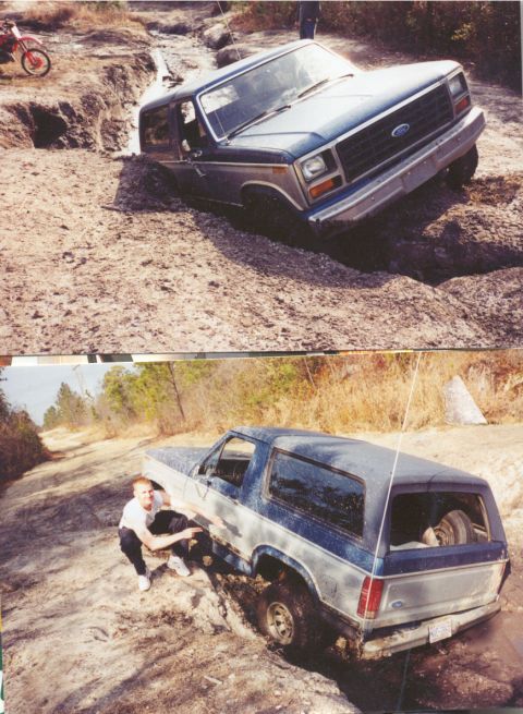1984 Ford Bronco photo