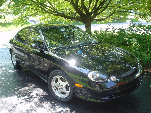 Here is the car tinted, 30% on the sides and 20% on the rear window.