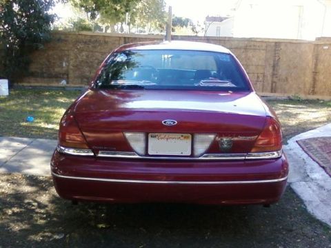 1998 Ford Crown Victoria photo
