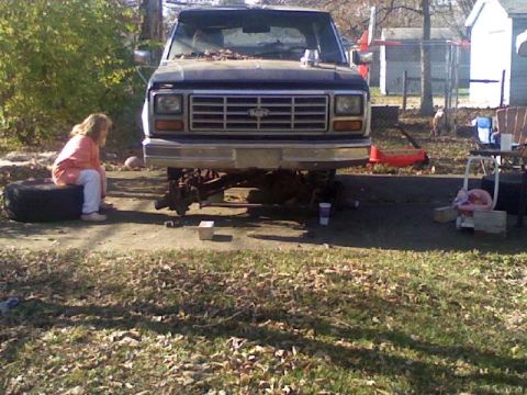 1986 Ford Bronco - My 8 year old sister looking at it like what do i do now...
