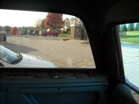 1995 Ford Bronco - top right rear