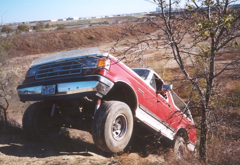 1987 Ford Bronco “THE PIG”