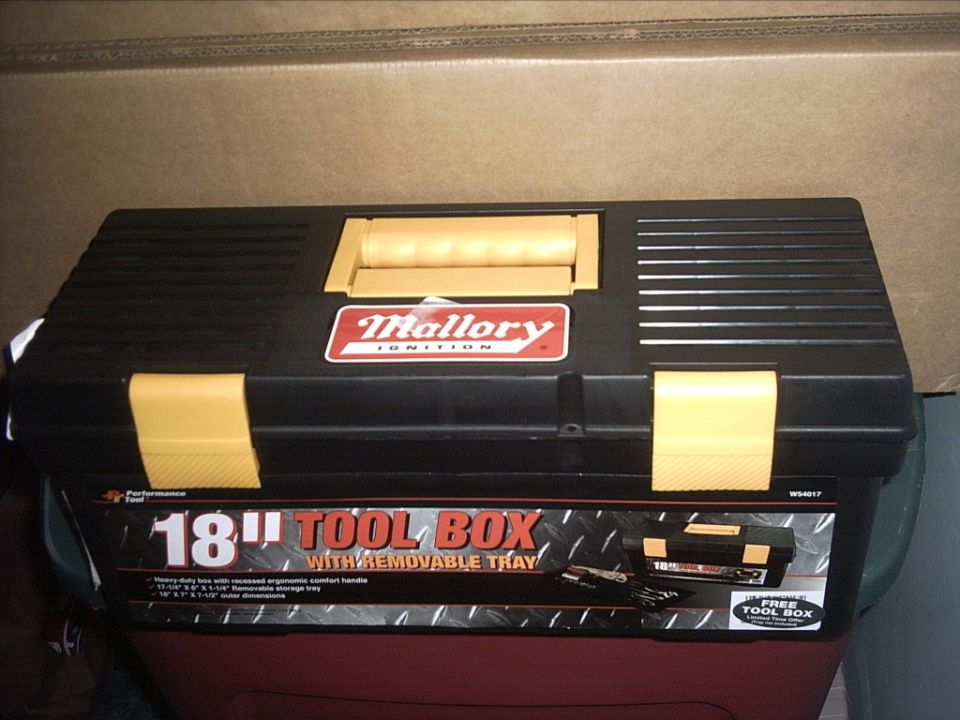 8-19-09:  Anyways it showed up today I open up the amazon box and saw a plastic tool box. I was a little worried I was expecting to see a Mallory box.