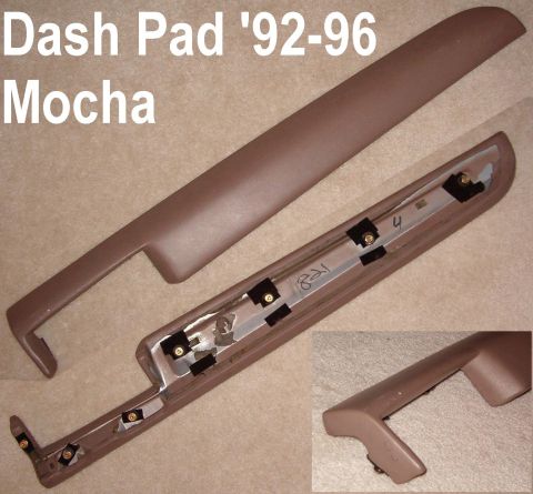 1983 Ford Bronco - SOLD '92-96 Mocha Dash Pad with flock tape Note cuts on end NOT visible when installed. Ships as 3.5 lbs in a USPS Priority Large Tube (38x…