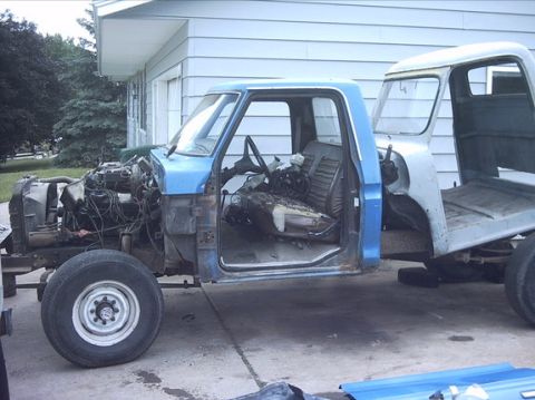 1954 Ford F-100 - 7-04-08: Then I started pulling the rest of the 78 body off. I've got the cab pretty much gutted now. Got the dash, steering column, pedals…