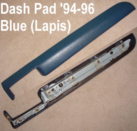 1983 Ford Bronco - SOLD Royal Blue (Lapis) '94-97 Dash Pad Crystal Blue ('92-93) is darker [url=http://www.supermotors.net/registry/media/852311] http://www.s…