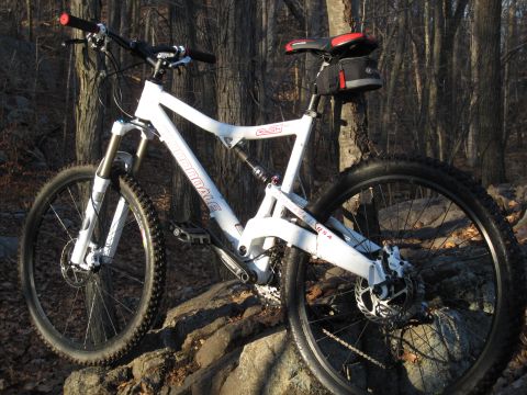 1981 Garelli Rally Sport - White full-suspension mountain bike with disc brakes and knobby tires.