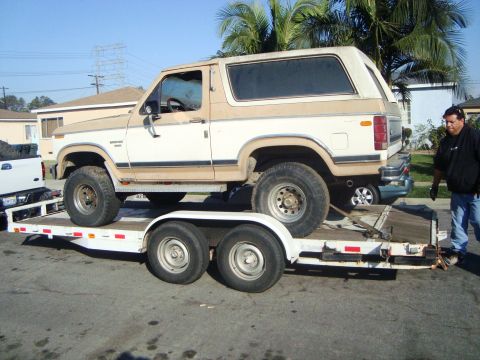 1986 Ford Bronco - This 1986 Ford Bronco is being transported on a trailer.