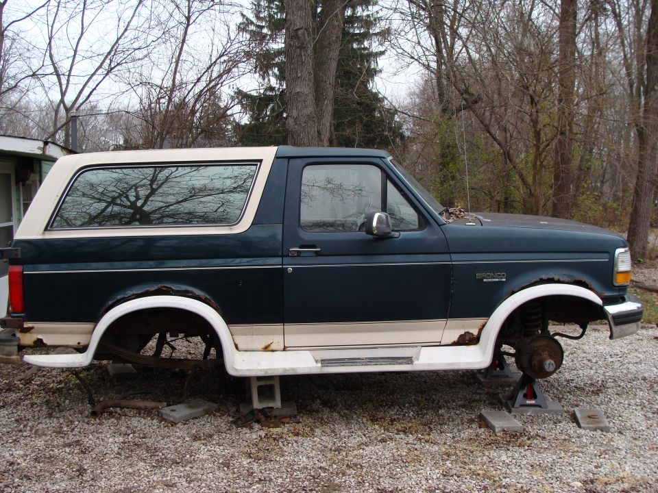 1993 Ford Bronco “Partsy”