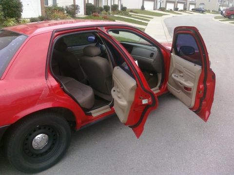 2002 Ford Crown Victoria