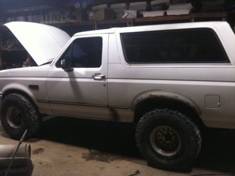 1995 Ford Bronco photo