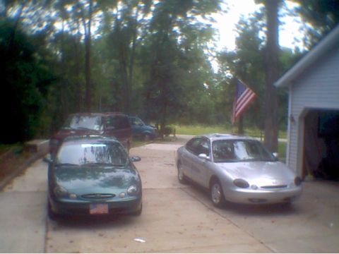 1997 Ford Taurus - mom's taurus and mine. hers is faster.