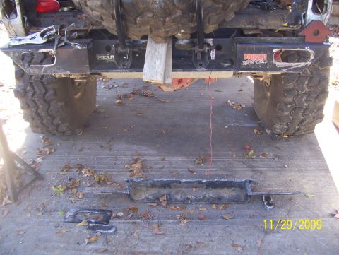 1978 Ford Bronco - Off-road vehicle rear bumper and spare tire carrier removed for work. Date stamp shows 11/29/2009.