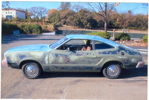 1975 Ford Mustang photo