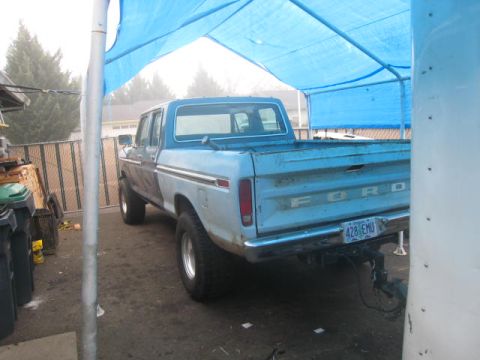1976 Ford F-250 - Back
