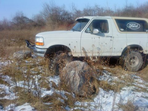 1995 Ford Bronco - at lake michigan