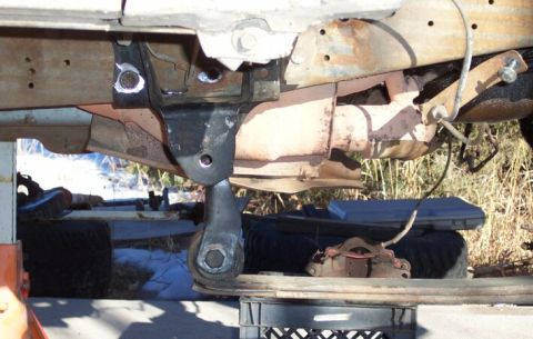 1990 Ford Bronco - See, this shackle angle just ain't cutting it