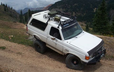 1990 Ford Bronco - Two more poser shots