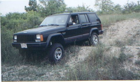 1980 Ford Bronco - Not bad for a little XJ