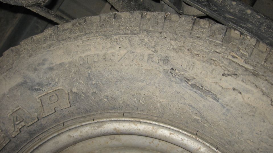 Tire sidewall showing markings LT245/75R16