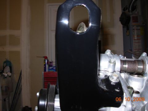 1991 Ford Taurus - Engine component with pulley, date stamp reads 06 10 2009.