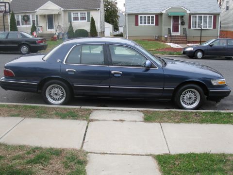 1995 Mercury Grand Marquis photo