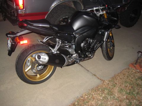 2008 Yamaha FZR1000 “Fuzzy One - TOTALLED”