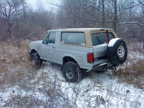 1995 Ford Bronco - at lake Michigan