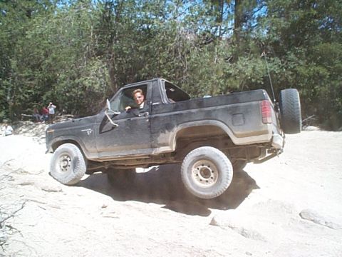 1981 Ford Bronco - Three Wheel Motion!