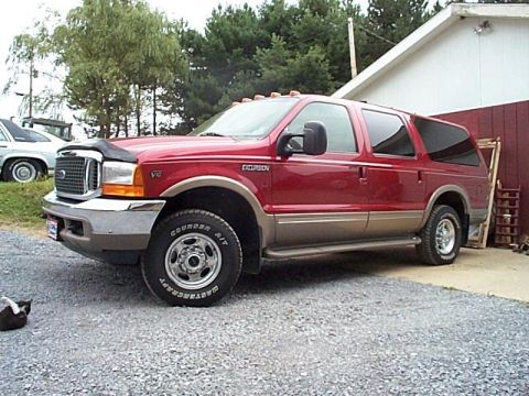 1900 Ford Wagon - 2000 Excursion Limited V-10...the V-10 is the next best thing to a Powerstroke when it comes to towing. And just try to ignore the kitten i…