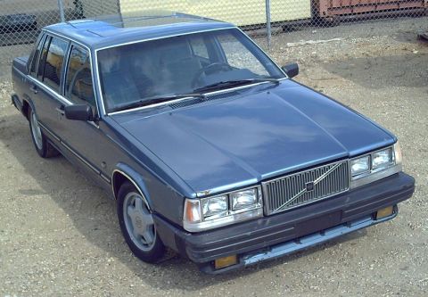 1984 Volvo 760 photo