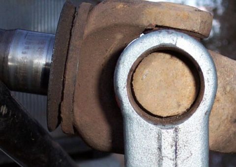 1990 Ford Bronco - The other side of the press has a hole to accept the cap being pressed out