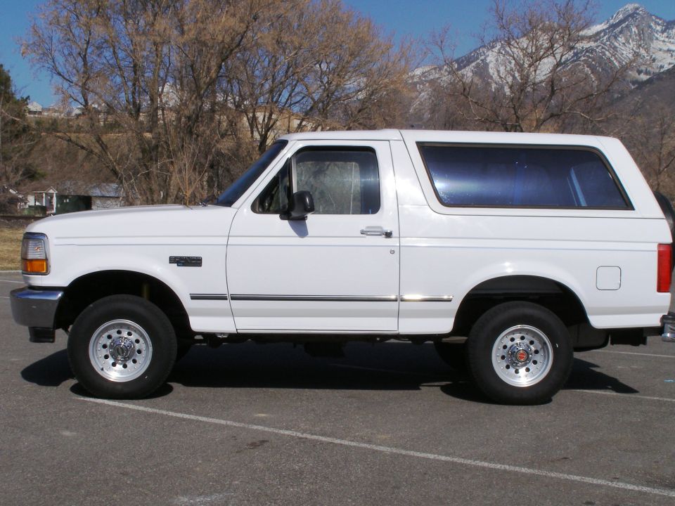 Driver's side view