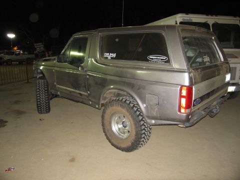 1986 Ford Bronco - This Ford Bronco is equipped with off-road tires and has a "FOR SALE" sticker on the rear window.