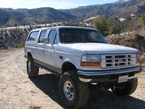 1996 Ford C-350 (Centurion Conversions) - This lifted Ford Bronco SUV appears to be from the early to mid-1990s, not a 1996 model.