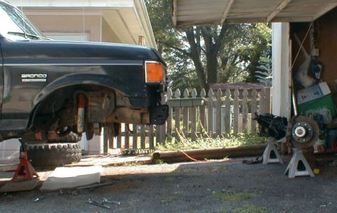 1990 Ford Bronco - what have we here?