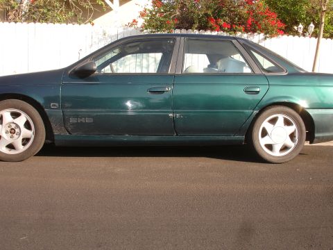 1995 Ford Taurus - This 1995 Ford Taurus SHO is shown from the side.