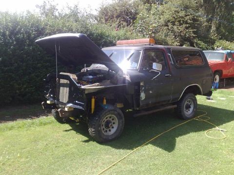1978 Ford Bronco - Front panel refitted after being shot blasted and powder coated.Body lift mocked up with wooden blocks