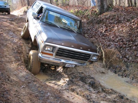 1979 Ford Bronco - dive dive dive