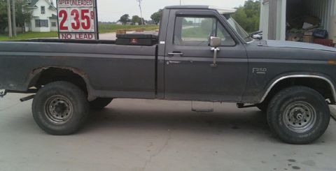 1996 Ford Bronco photo