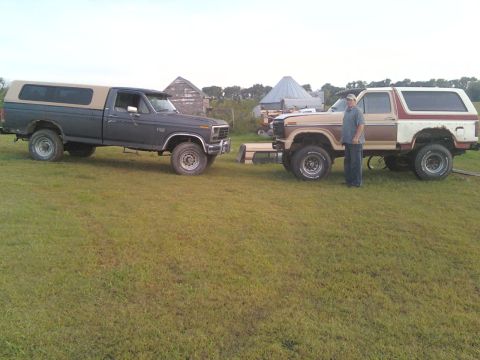 1996 Ford Bronco photo