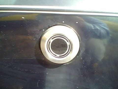 1973 Ford Ranchero - The fuel filler cap on this vehicle has a distinctive concentric ring design.
